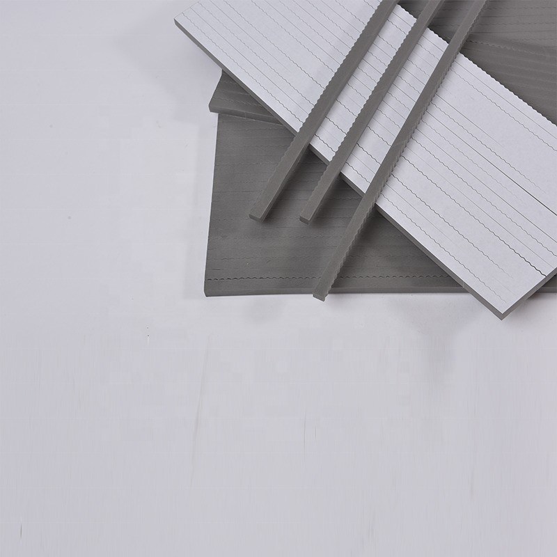 Hoja de caucho de eyección gris ordinaria para cortar el moho y la fabricación de matrices 40-45 grados C